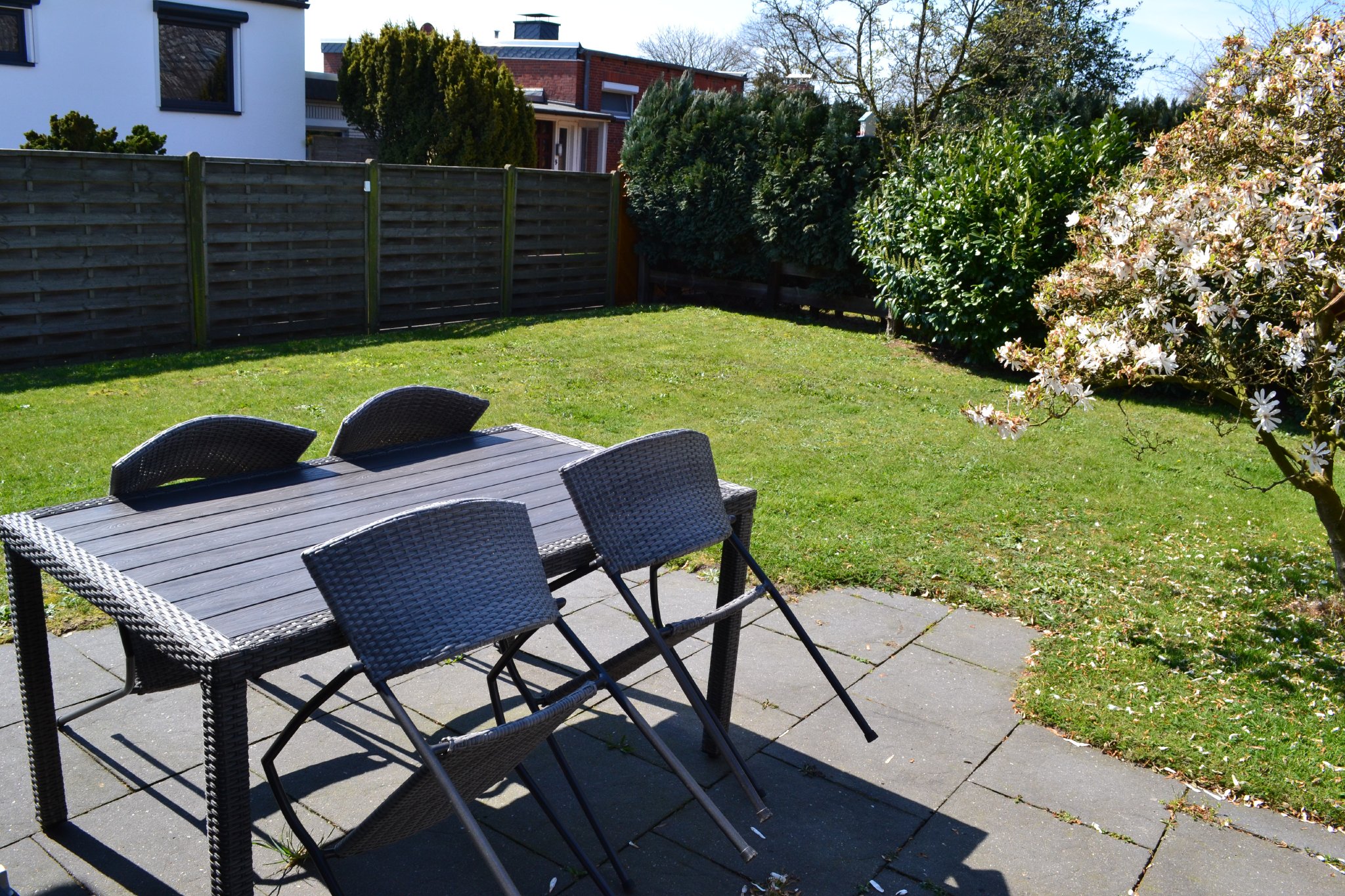 Strandnahe Ferienwohnung Duhnen Mit Garten In Cuxhaven Niedersachsen