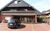 Seifert&#039;s Ferienwohnung Windrose 3 in Burhave, 3-Raum Ferienwohnung in Burhave - Straßenansicht mit hauseigenen Parkplätzen - Ferie