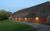 Gulfhof Friedrichsgroden, Ferienwohnung Säbelschnäbler in Wittmund-Carolinensiel - Ansicht Giebel vom Garten aus