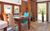 Muschelsucher in Cuxhaven OT Duhnen - Wohnzimmer mit Essplatz