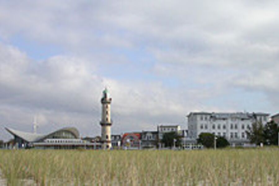 Haus Astrid - Ferienwohnung Leuchtturm in Warnemünde ...